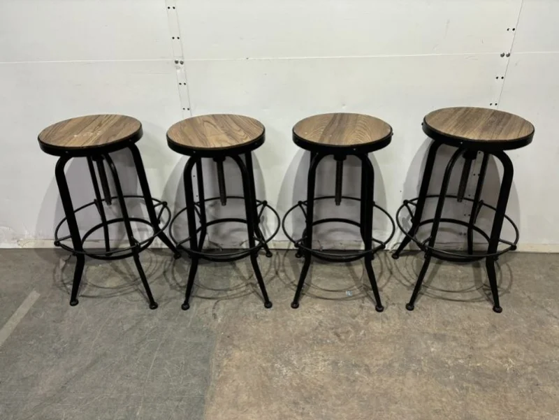 JPS Chartered Surveyors - Contents of a Nightclub Auction | Couches, Sofas, Seating, Tables, Back Bar Coolers, Mini Fridges, Kitchen Equipment - Auction Image 3